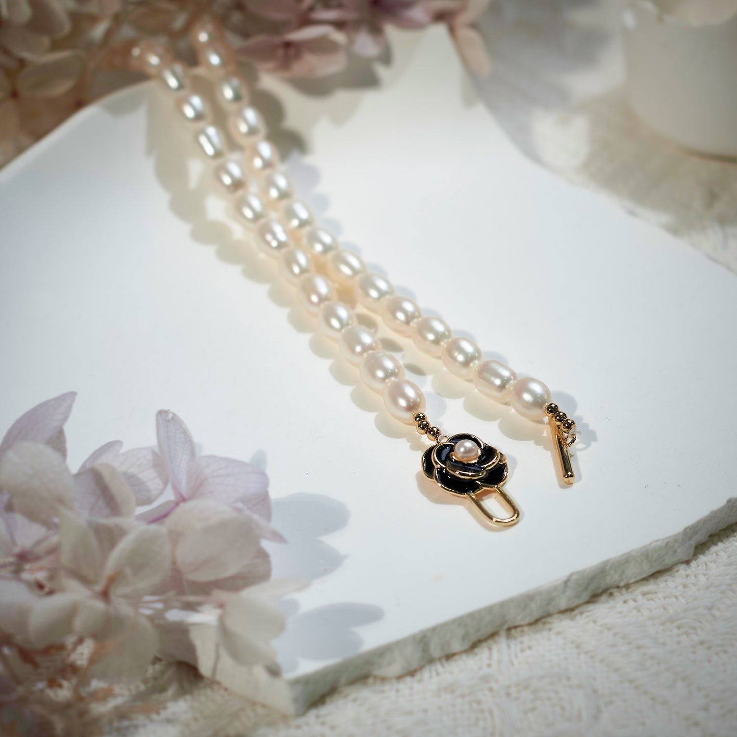 Rice Pearl Necklace