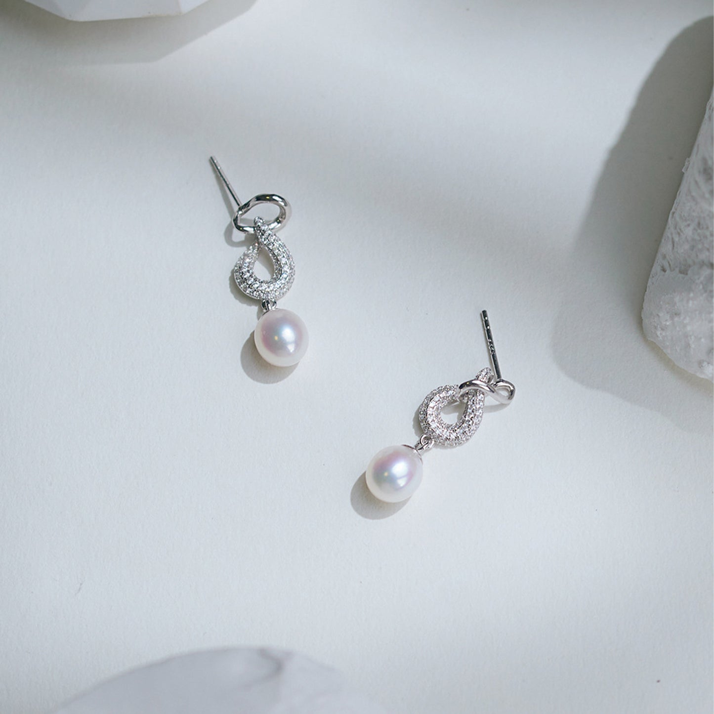 EH008 - Kisspearl Jewelry 7-8mm Rice Pearl Earrings