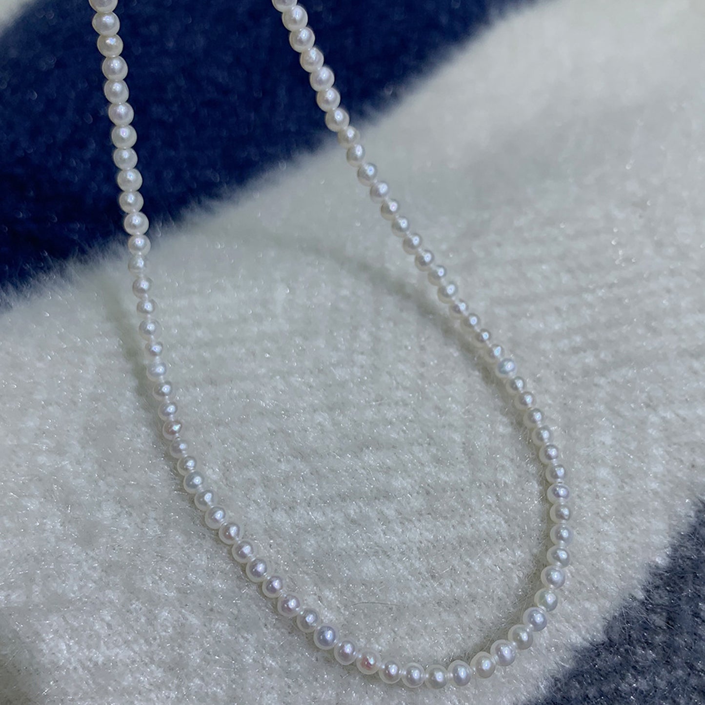 XL004 - Kisspearl Jewelry 3-4mm Genuine Freshwater Pearl Necklace in Sterling Silver