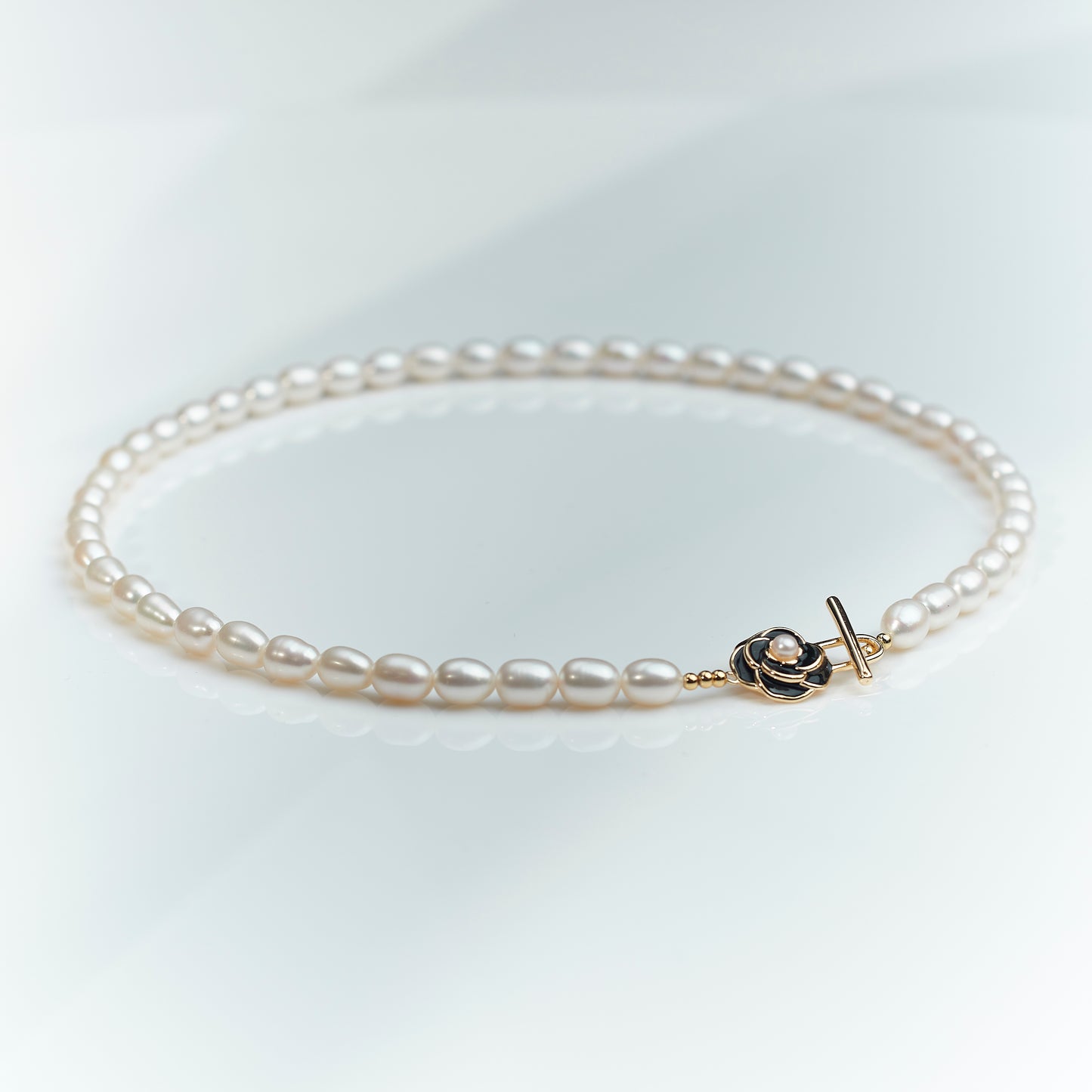 Rice Pearl Necklace