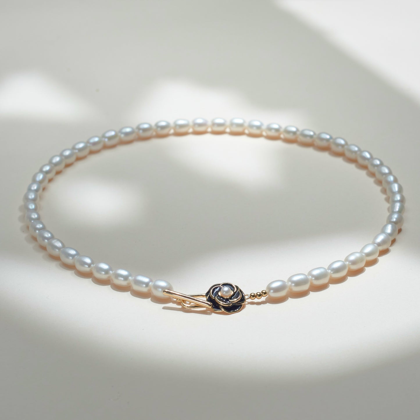 Rice Pearl Necklace