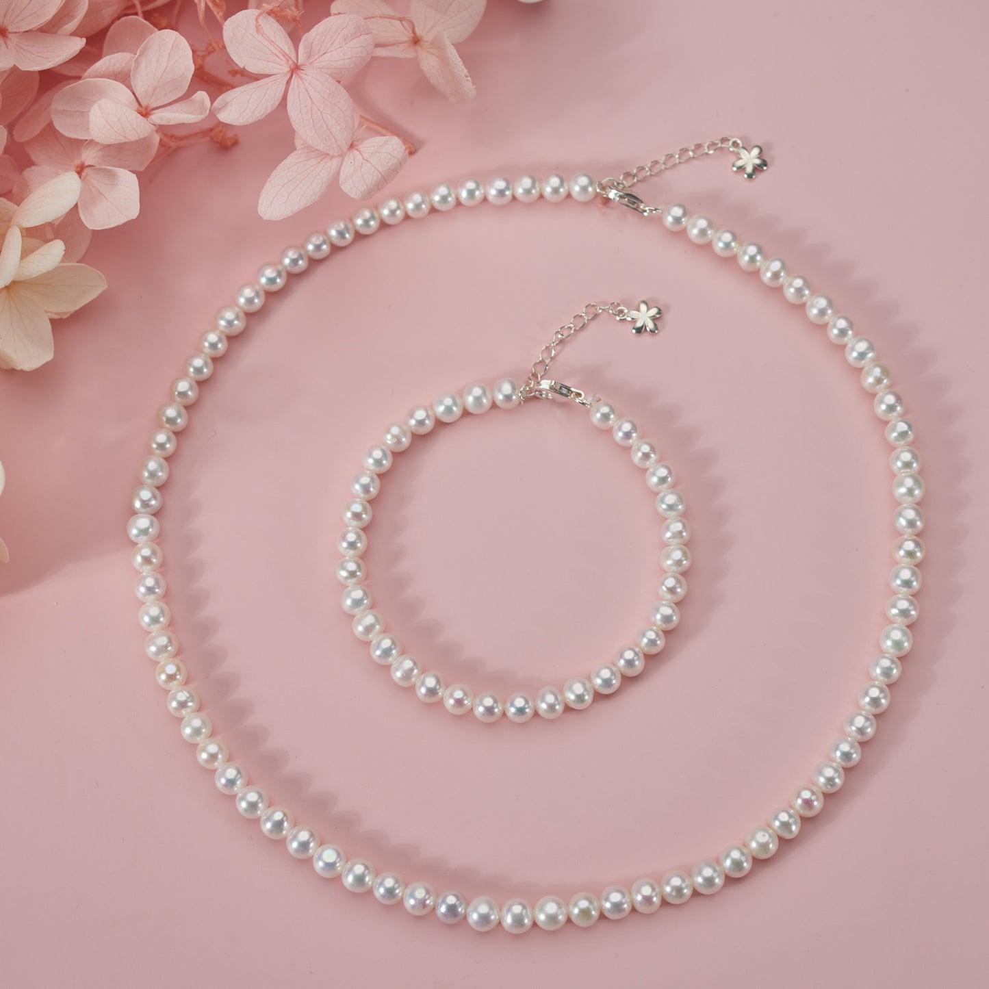 Elegant Pearls Set