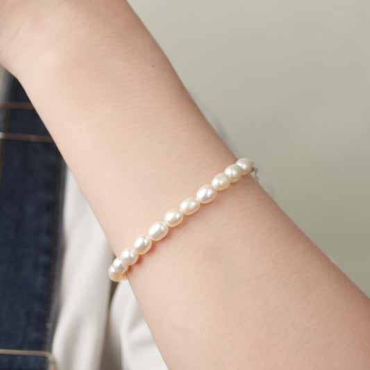 S406002 - Kisspearl Jewelry 6-7mm Rice Pearl Bracelet