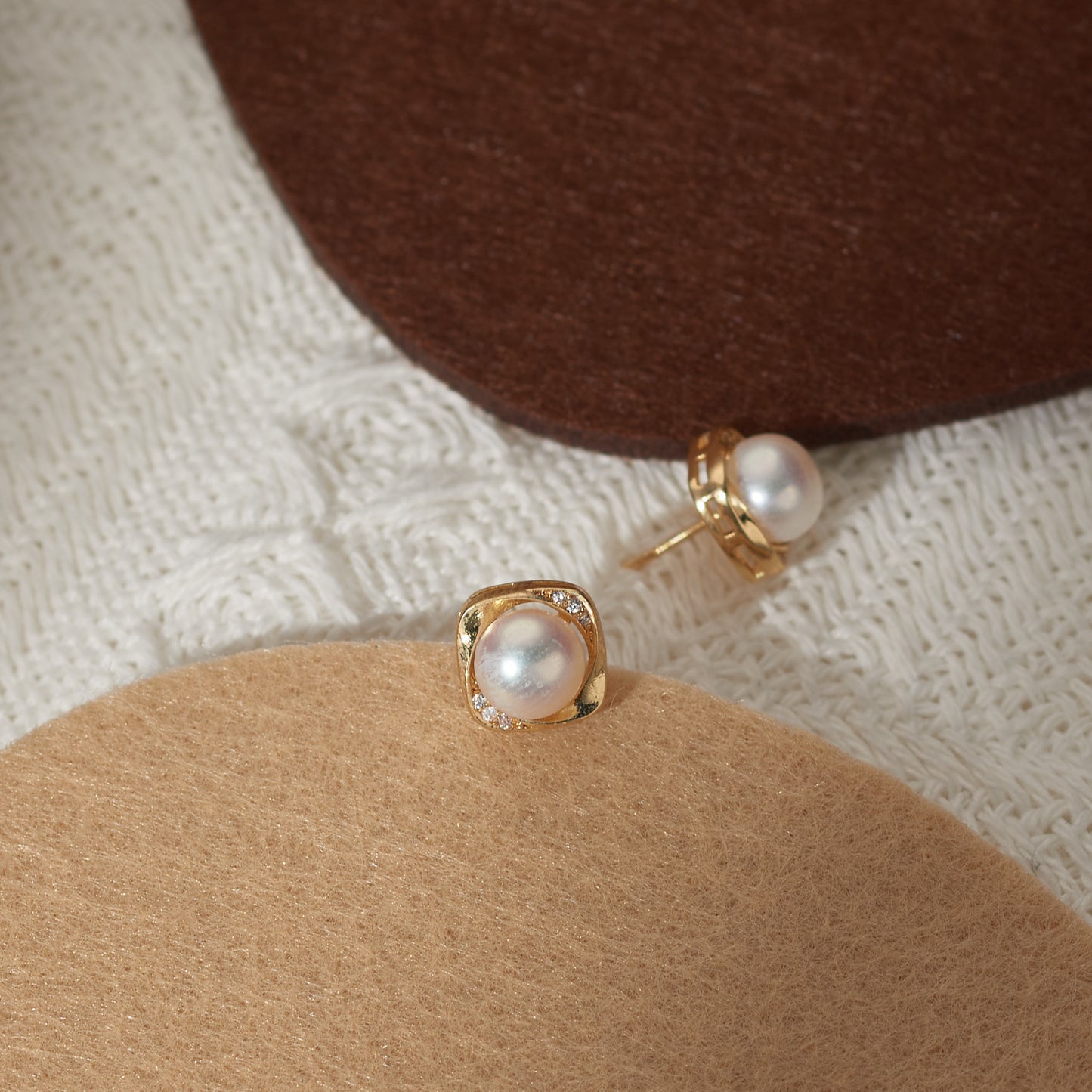 EH003 - Kisspearl Jewelry 6-7mm Button Pearl Copper Earrings